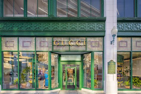 gucci store locations washington dc.